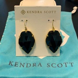Kendra Scott Corley Black earrings